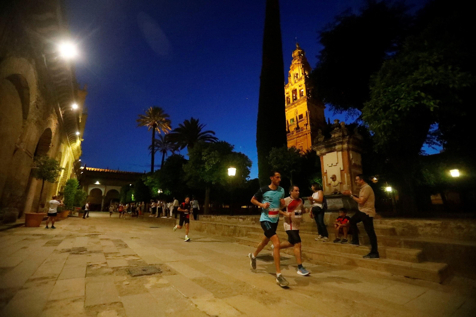 Las mejores fotos de la XX edición de la Nocturna Trotacalles en Córdoba