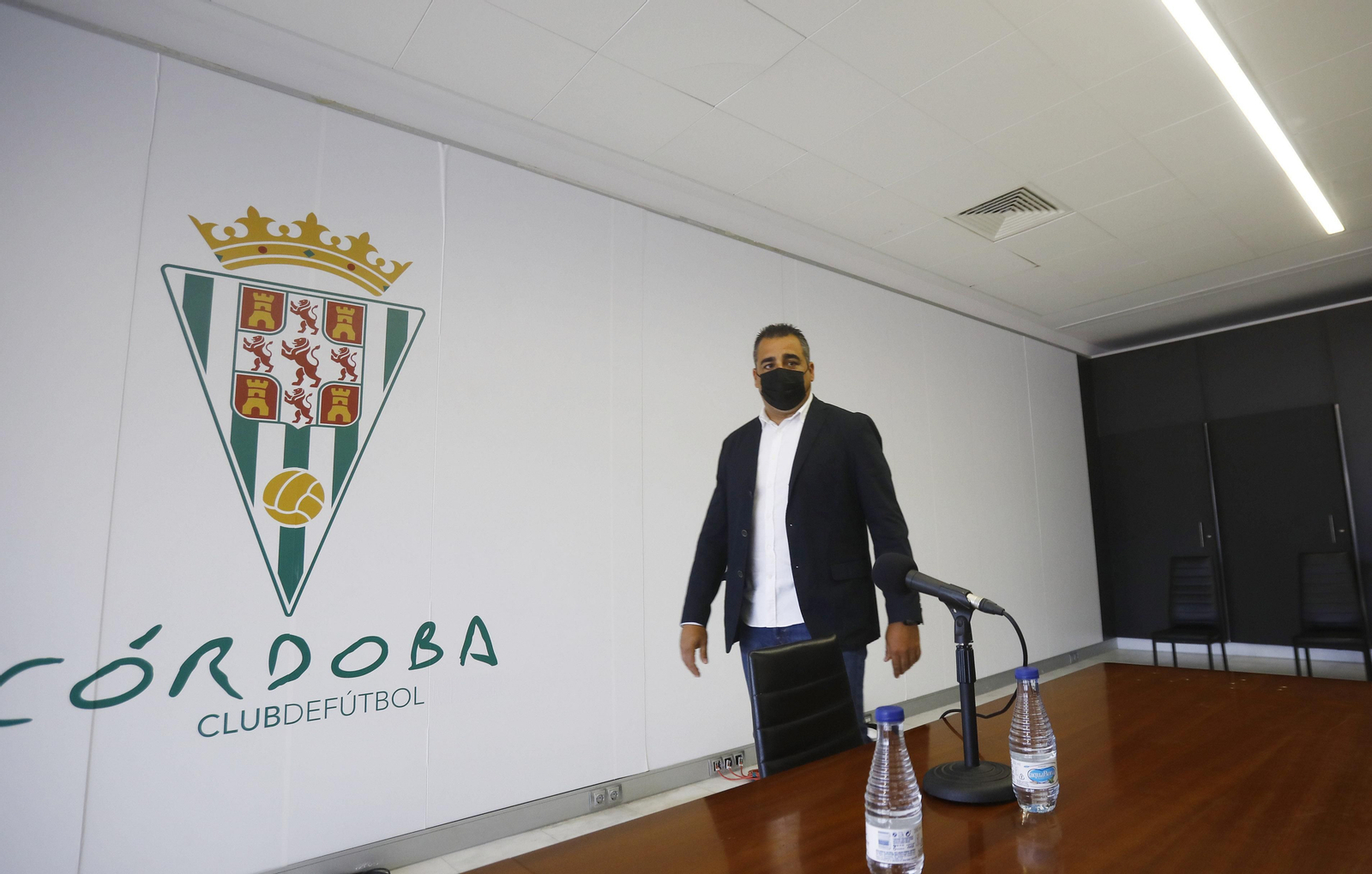 La presentación de Germán Crespo como técnico del Córdoba CF, en imágenes