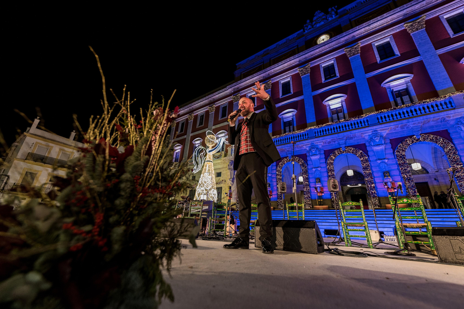 Imágenes de la final del Concurso de Coros de Campanilleros de la peña Chato en San Fernando.