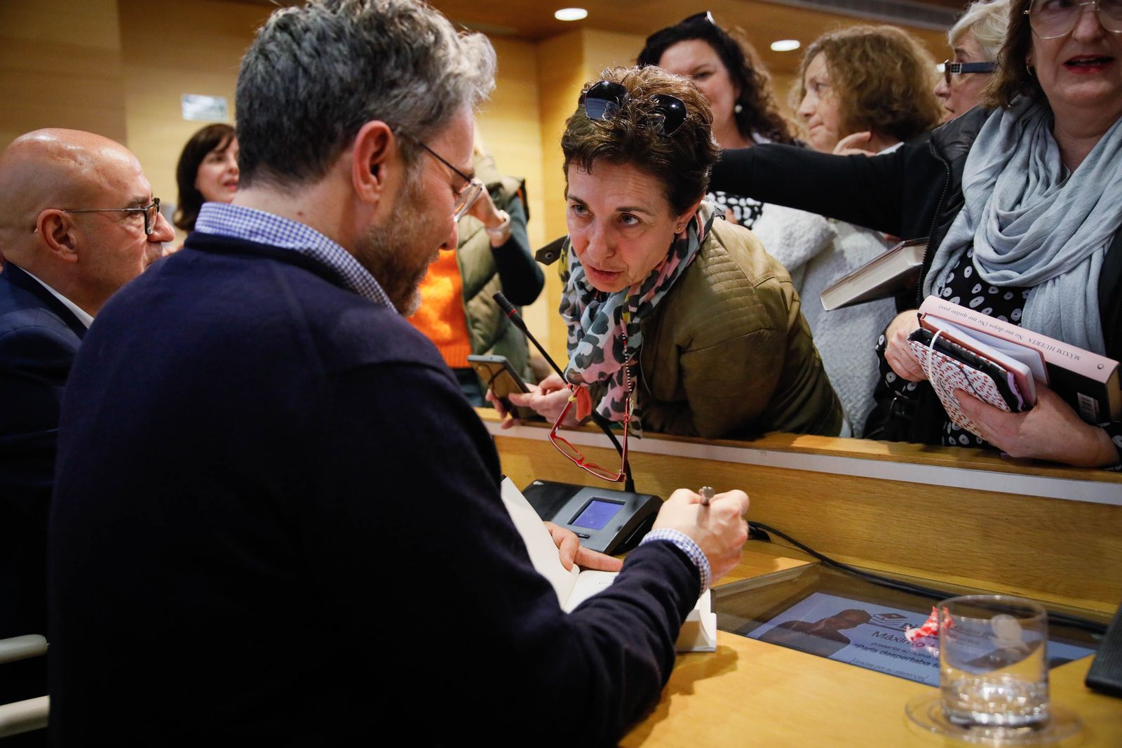 ¿Has estado en la presentación del libro de Máximo Huerta? Entra en la galería y buscate