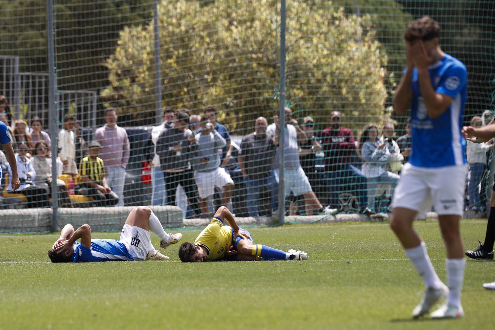 Las imágenes del partido entre el Cádiz Mirandilla y el San Fernando