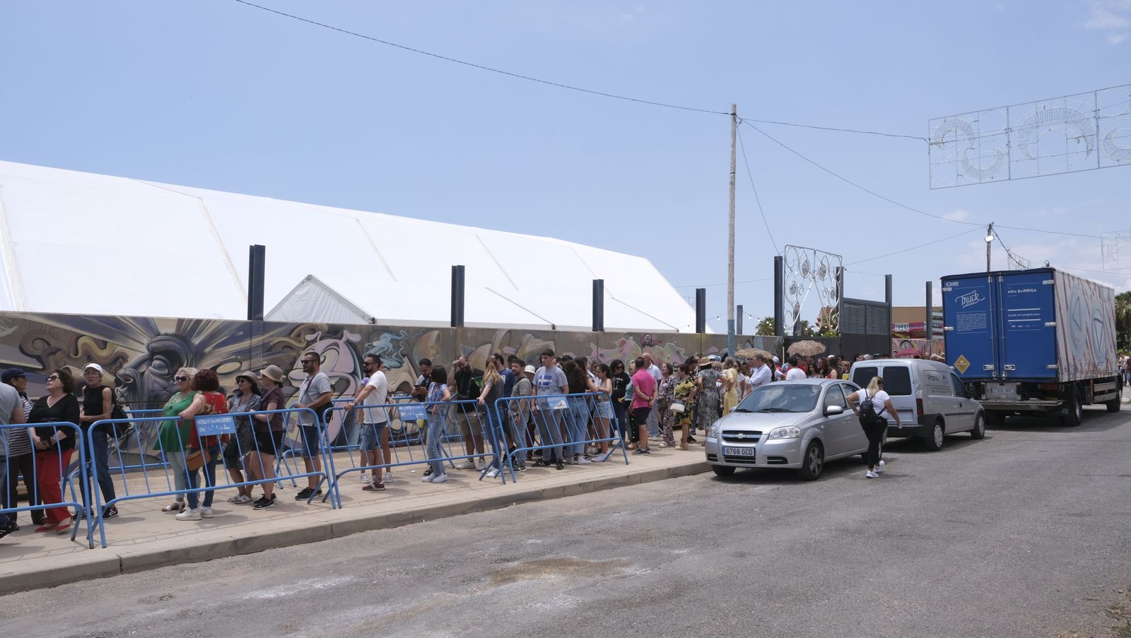 Imágenes de la degustación de huevos fritos con chorizo, en las Fiestas de Santa María del Águila