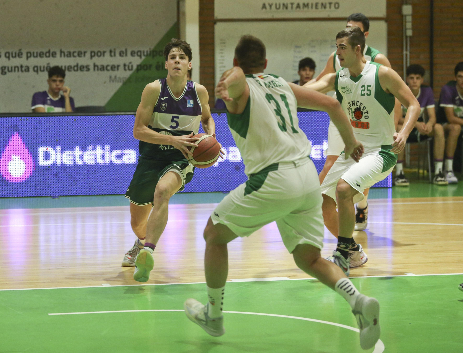 Las fotos del Unicaja EBA - Vikingos Syngenta Murgui