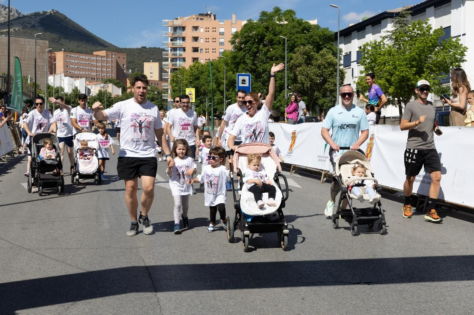 En imágenes: Éxito de participación en la  XXVII Carrera Popular 'Educación por el Deporte'  de Maristas