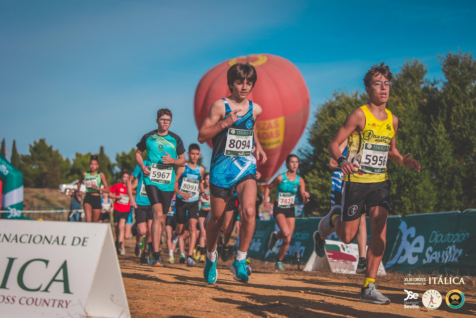 Búscate en las fotos del Cross de Itálica 2025 | 6