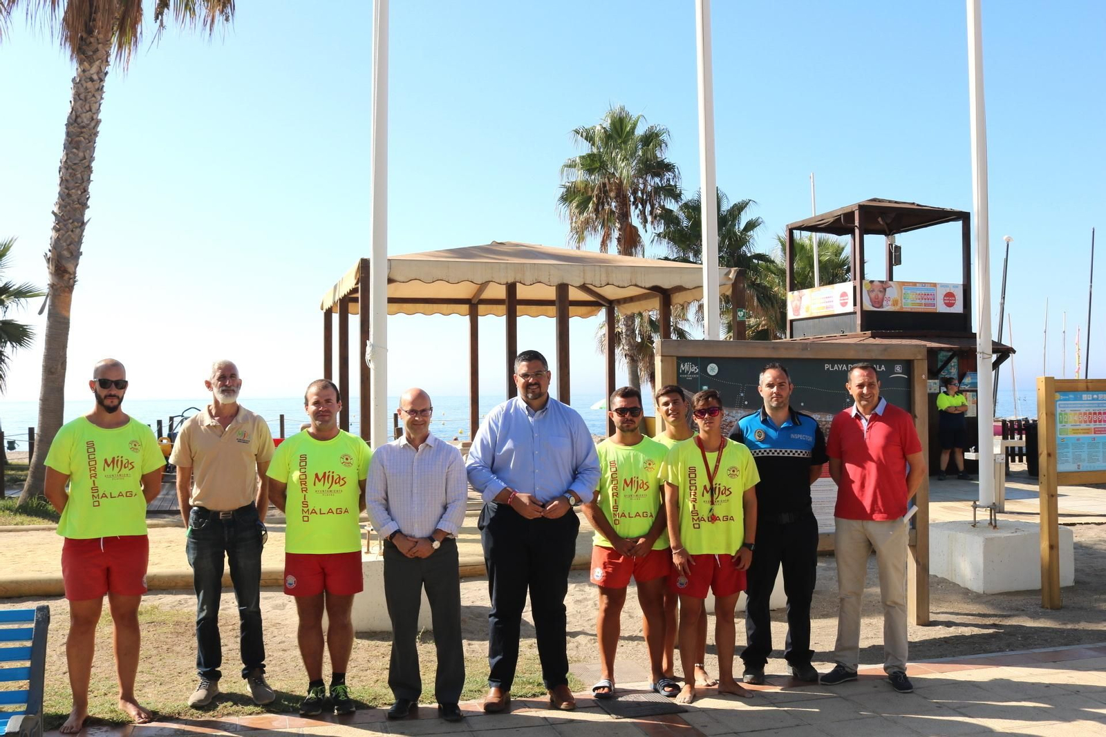 Mijas iza las banderas de ‘Accesibilidad Universal’ en tres playas adaptadas