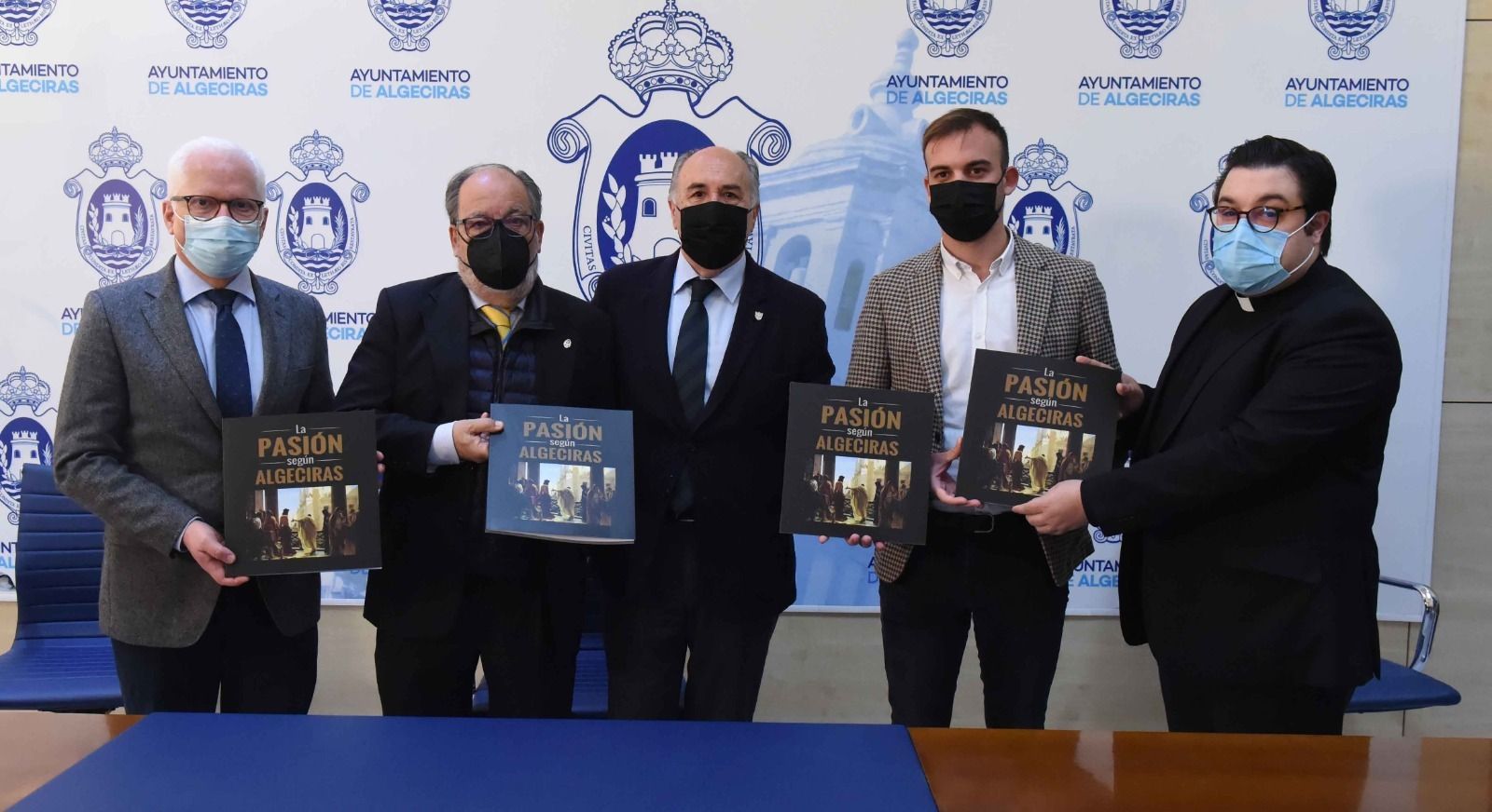 Jacinto Muñoz, Manuel Delgado, José Ignacio Landaluce, Daniel Moreno y el padre Rubén Vargas.