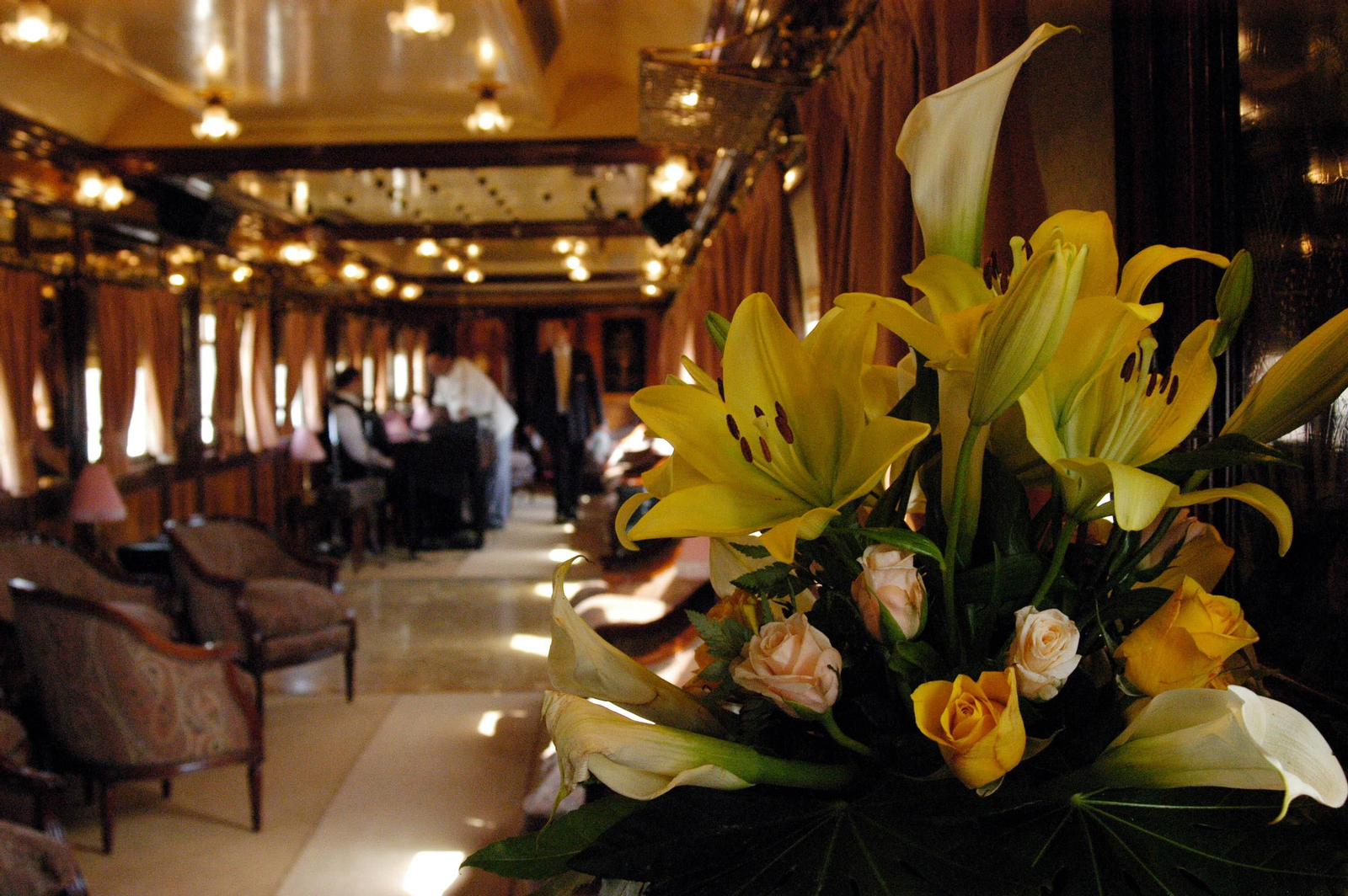 Así se viaja en el Tren Al Andalus, un hotel de lujo sobre raíles