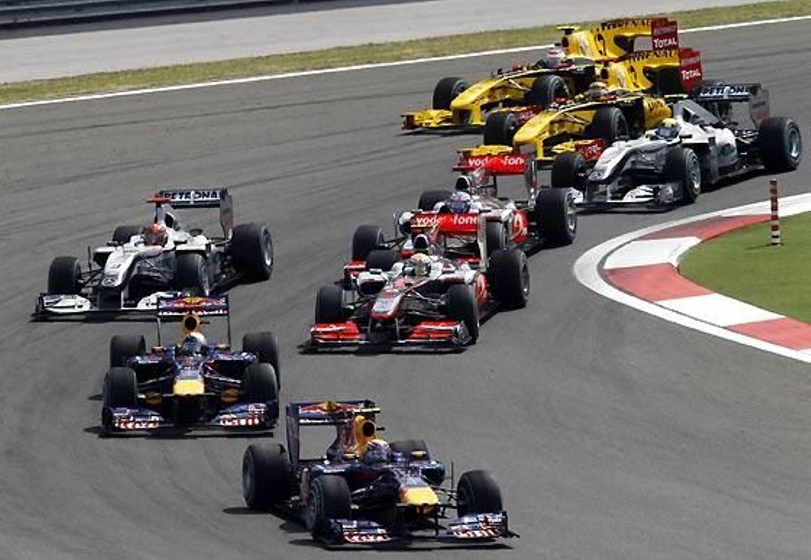 Primeras vueltas del Gran Premio de Turquía.

Foto: Reuters / Afp Photo / Efe