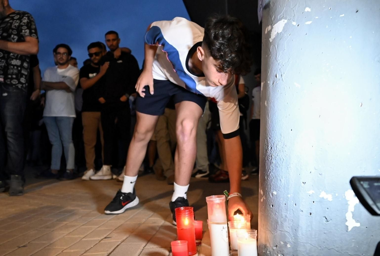 El homenaje del Córdoba CF a Álvaro Prieto a las puertas de El Arcángel, en imágenes
