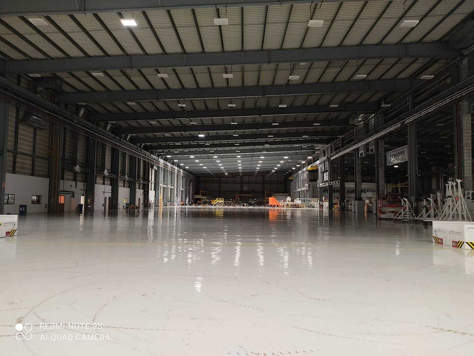 Una de las naves de Airbus Puerto Real totalmente vacía