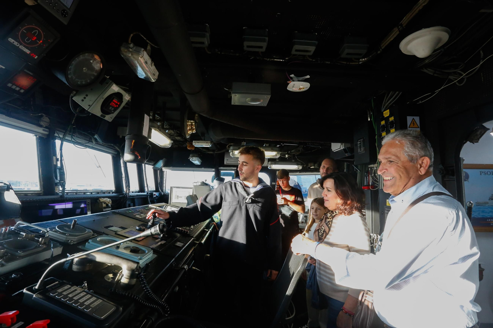 Fotos de la jornada de puertas abiertas del patrullero 'Vigía' en el Puerto de Algeciras