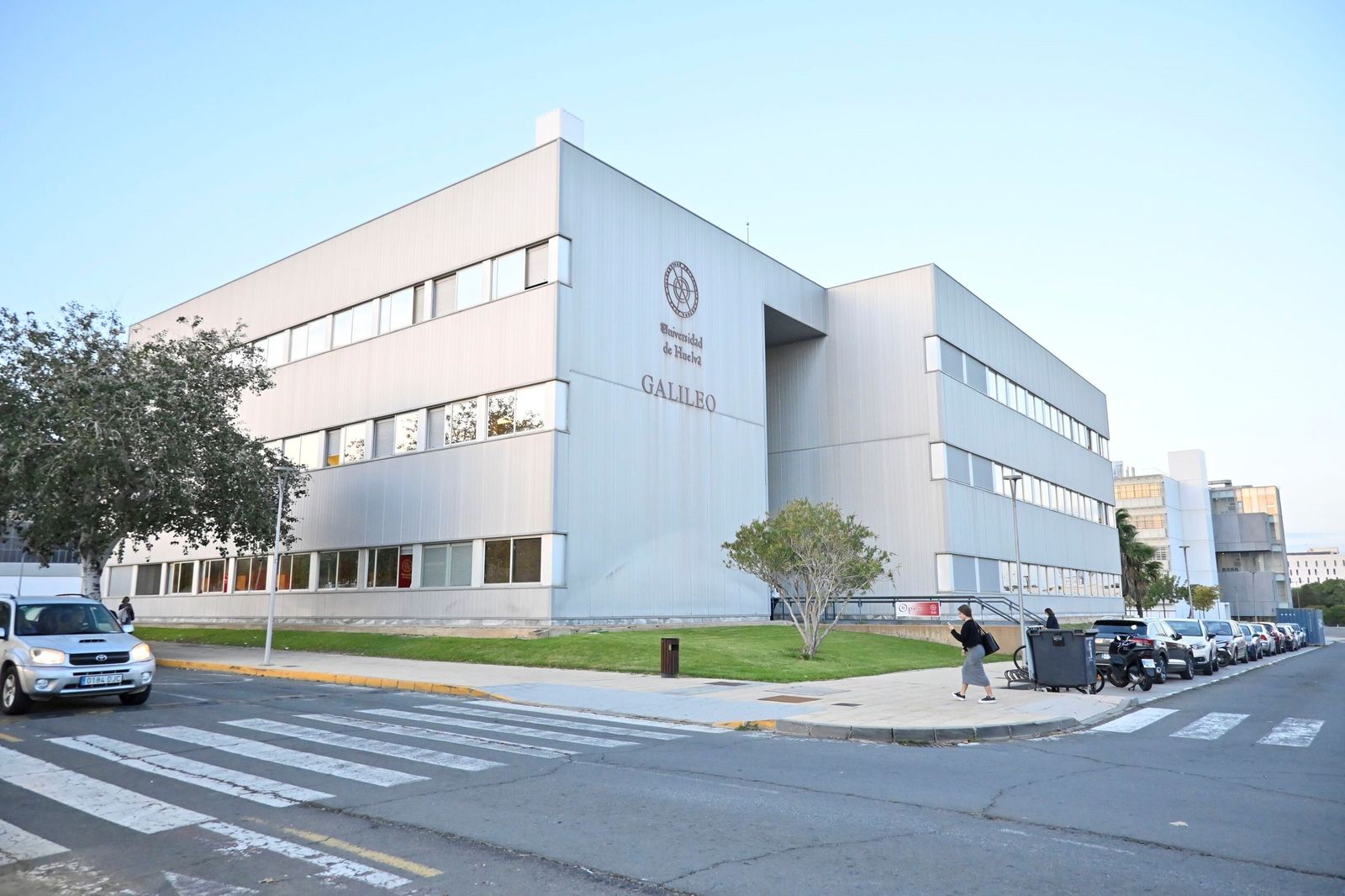Una de las facultades de la Universidad de Huelva.
