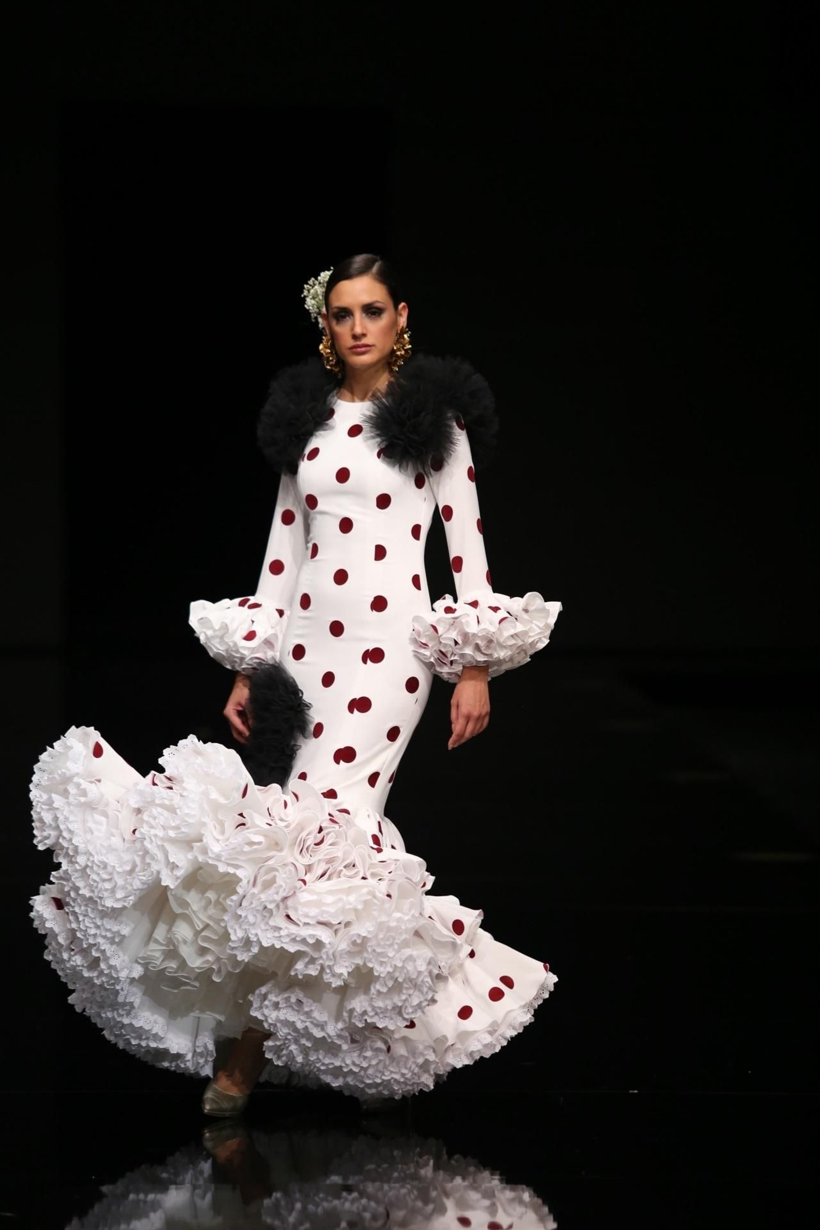 El traje de flamenca blanco y sus versiones más bonitas de esta temporada