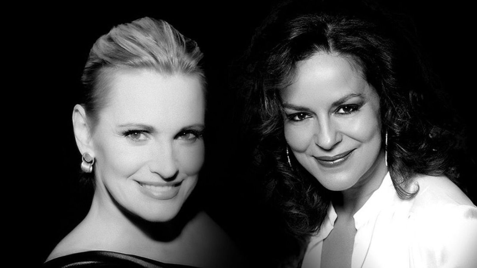 Ainhoa Arteta y Nancy F. Herrera.