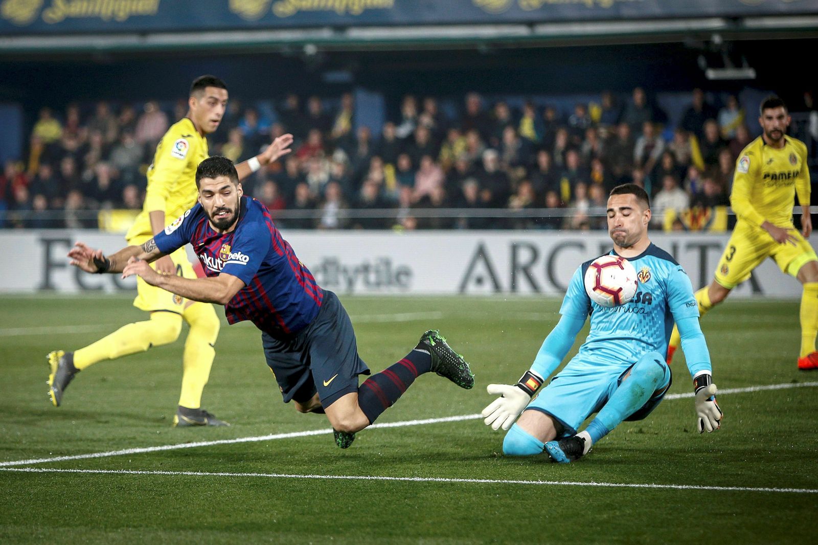 El Villarreal-Barcelona, en imágenes
