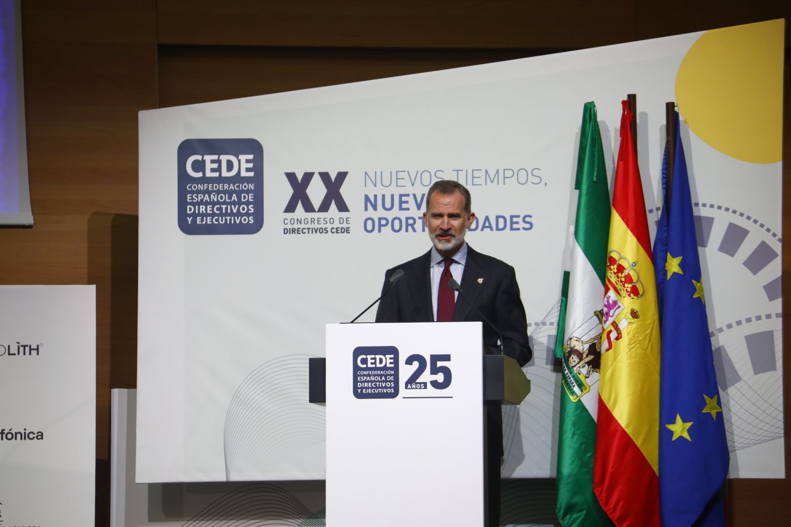 La clausura del Rey del  Congreso de Directivos de CEDE en Córdoba, en fotografías