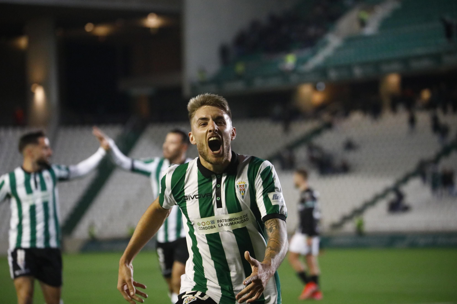 La goleada del Córdoba CF al Mérida, en imágenes