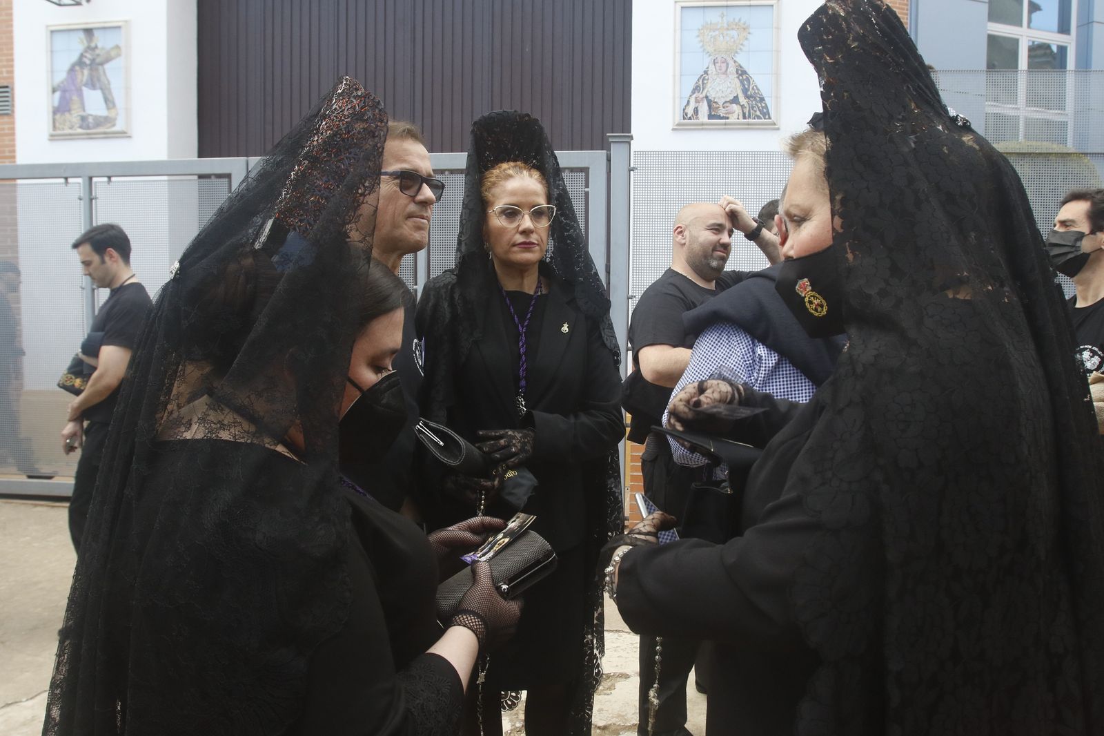 Jueves Santo en Córdoba: La procesión del Caído, en imágenes