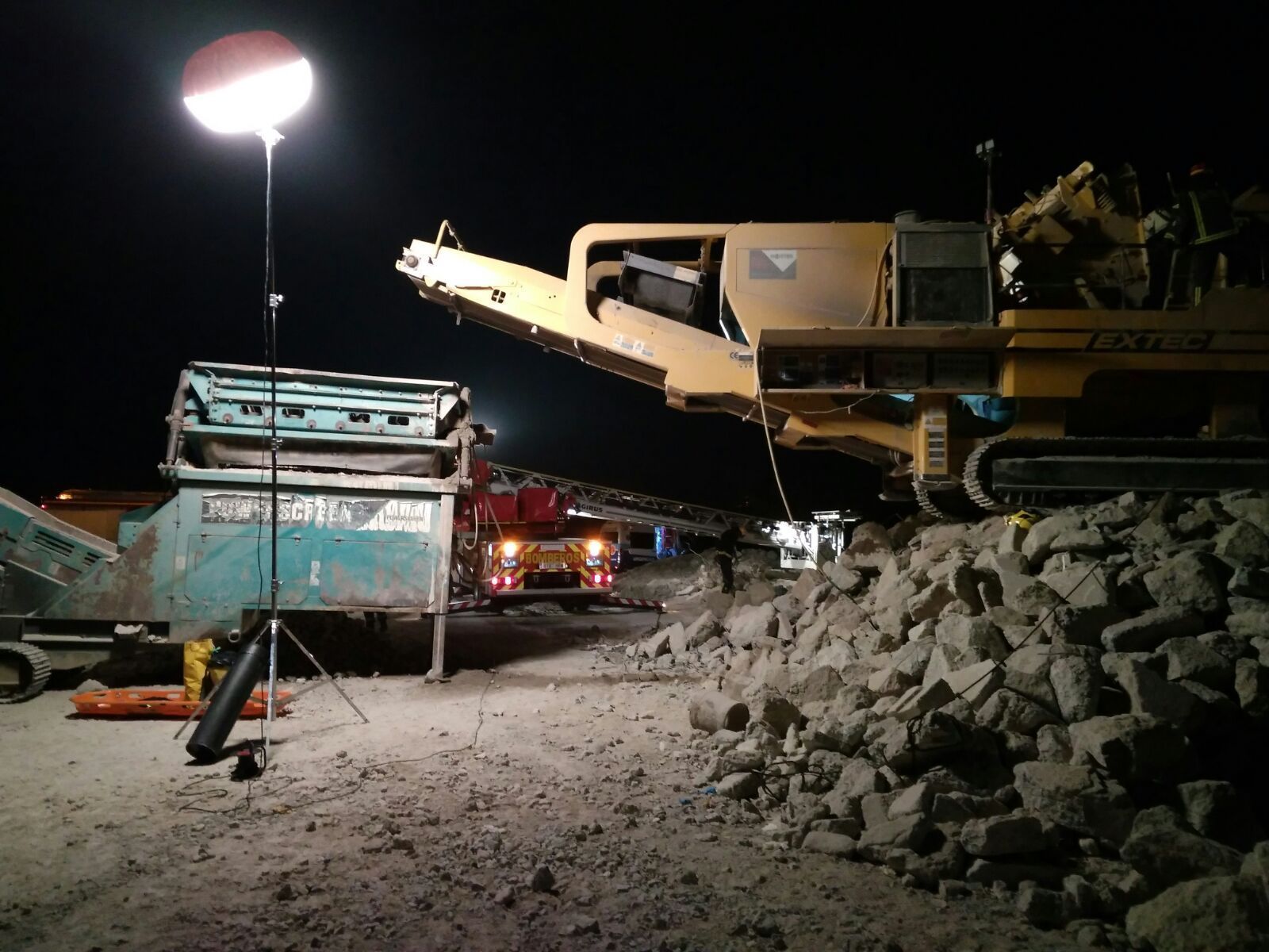 La máquina donde quedó atrapado el fallecido.