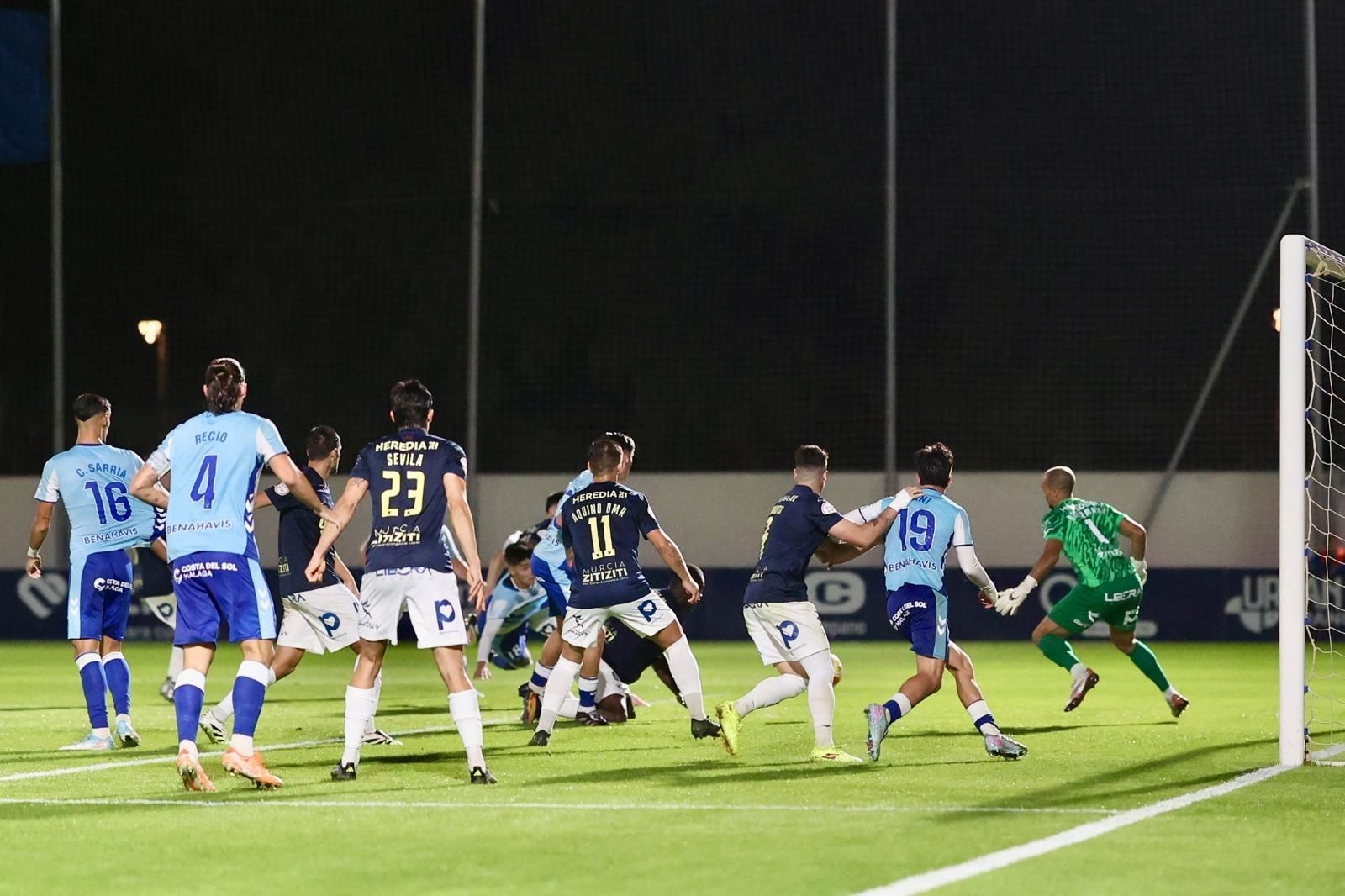 El Atlético Malagueño se estrena ante el UCAM Murcia (1-0)
