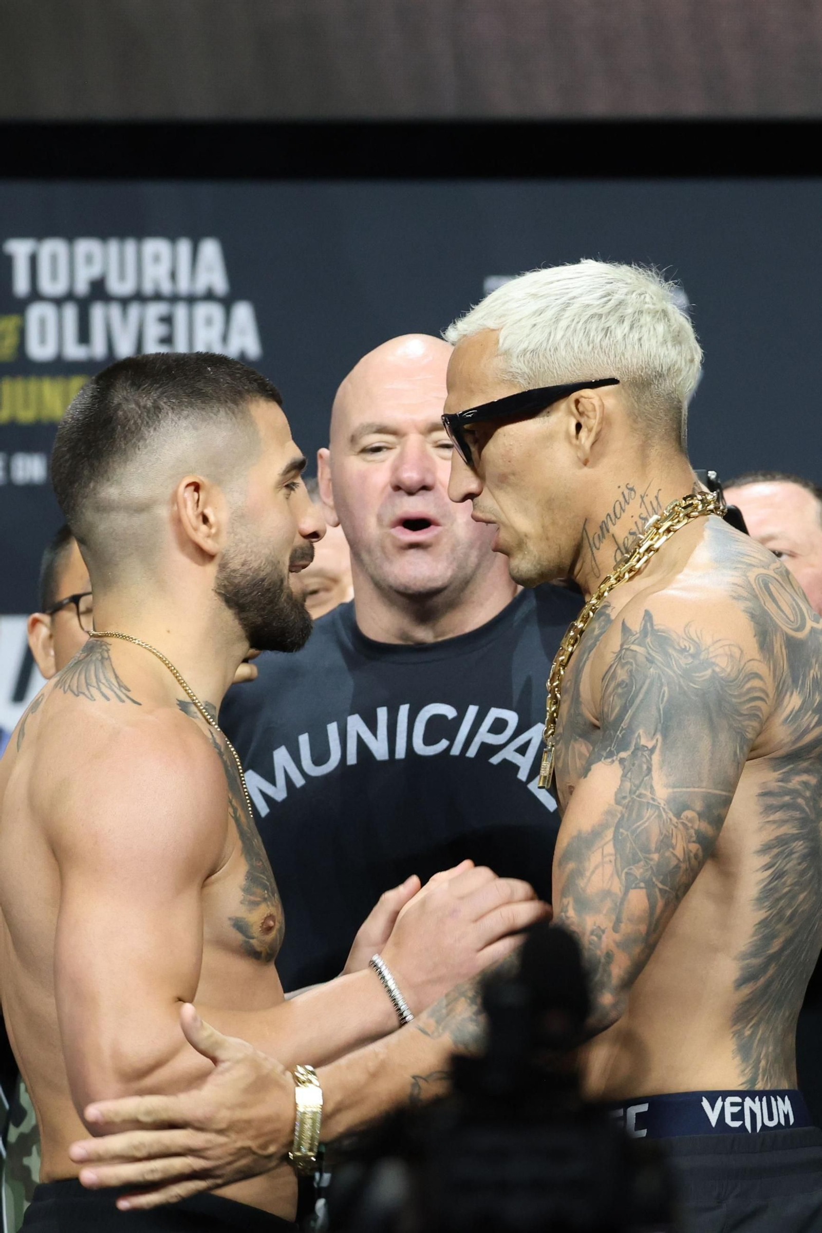 Las fotos del triunfo de Topuria ante Oliveira