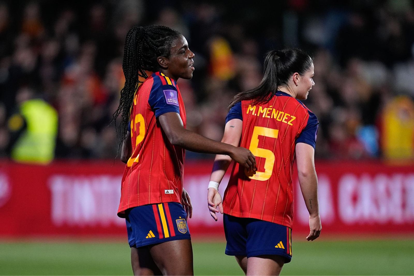 Las fotos del España-Islandia de fútbol femenino