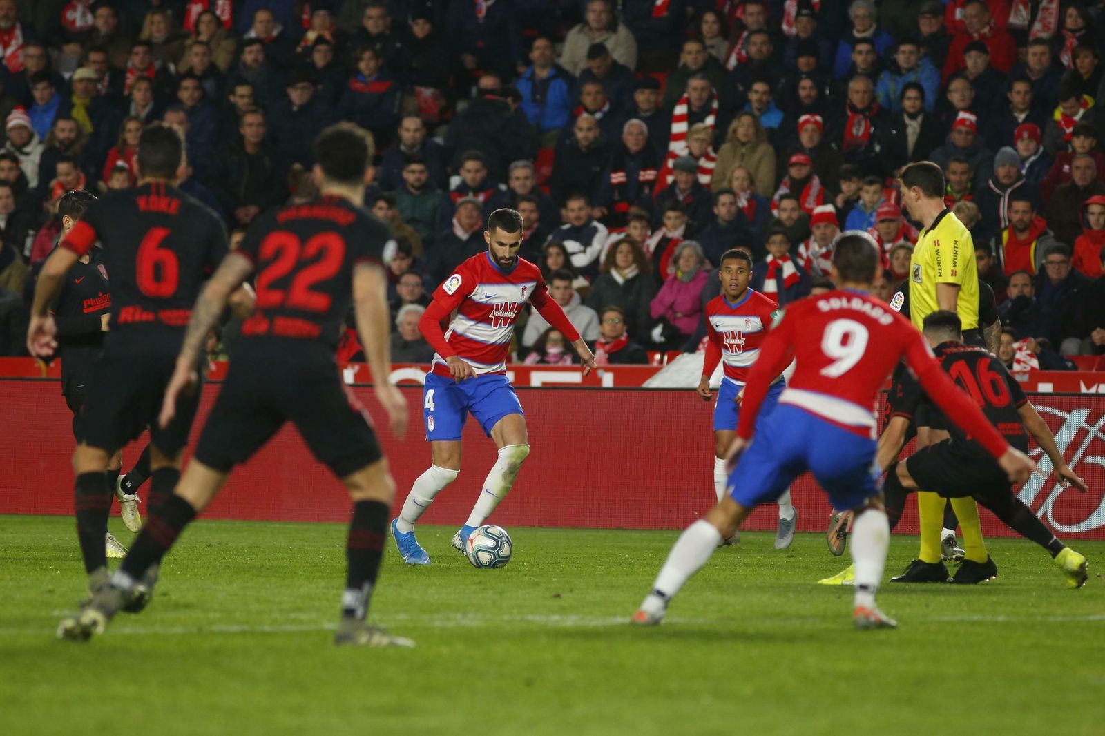 Maxime Gonalons se ha convertido en una pieza indiscutible para Diego Martínez.