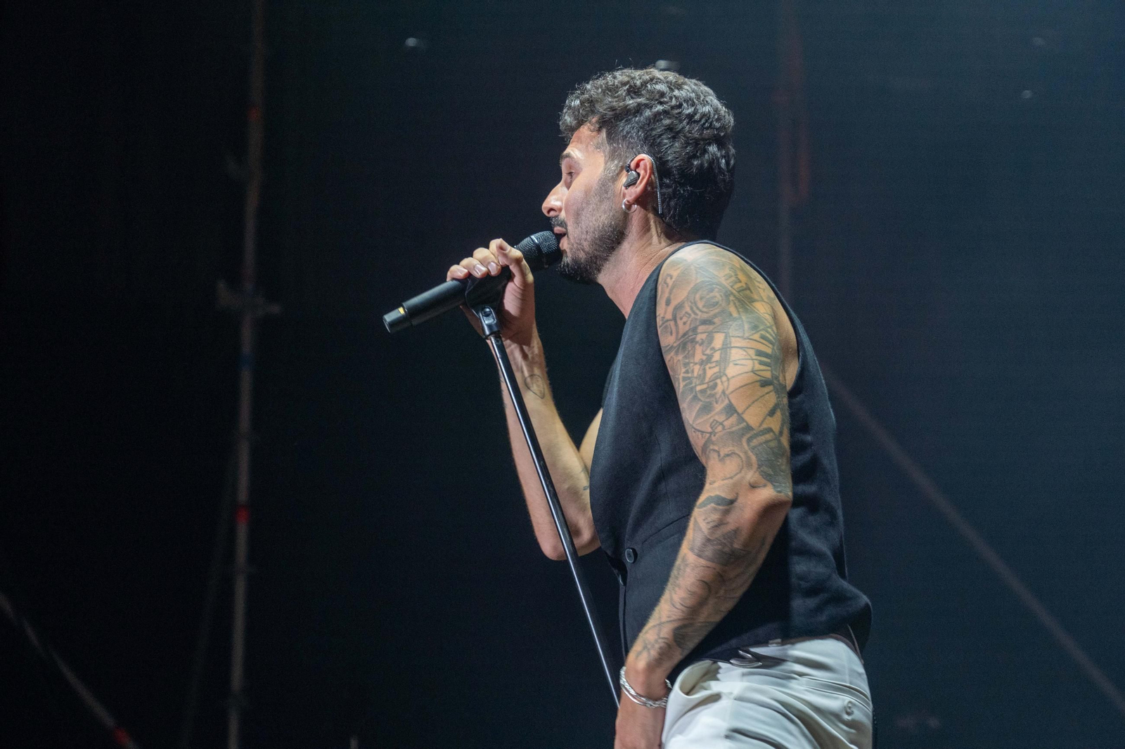 Colombinas 2025: El concierto de Antoñito Molina en las Fiestas Colombinas en imágenes