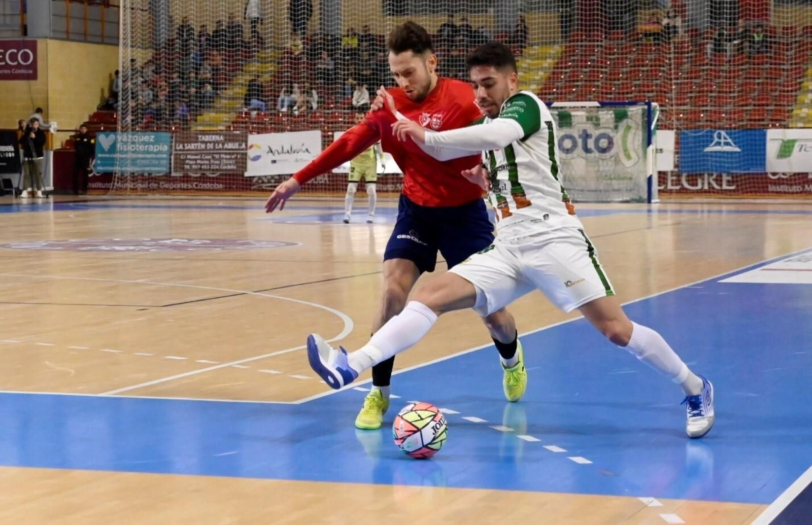 Las mejores fotos del triunfo del Córdoba Futsal ante Osasuna Magna Las mejores fotos del triunfo del Córdoba Futsal ante Osasuna Magna