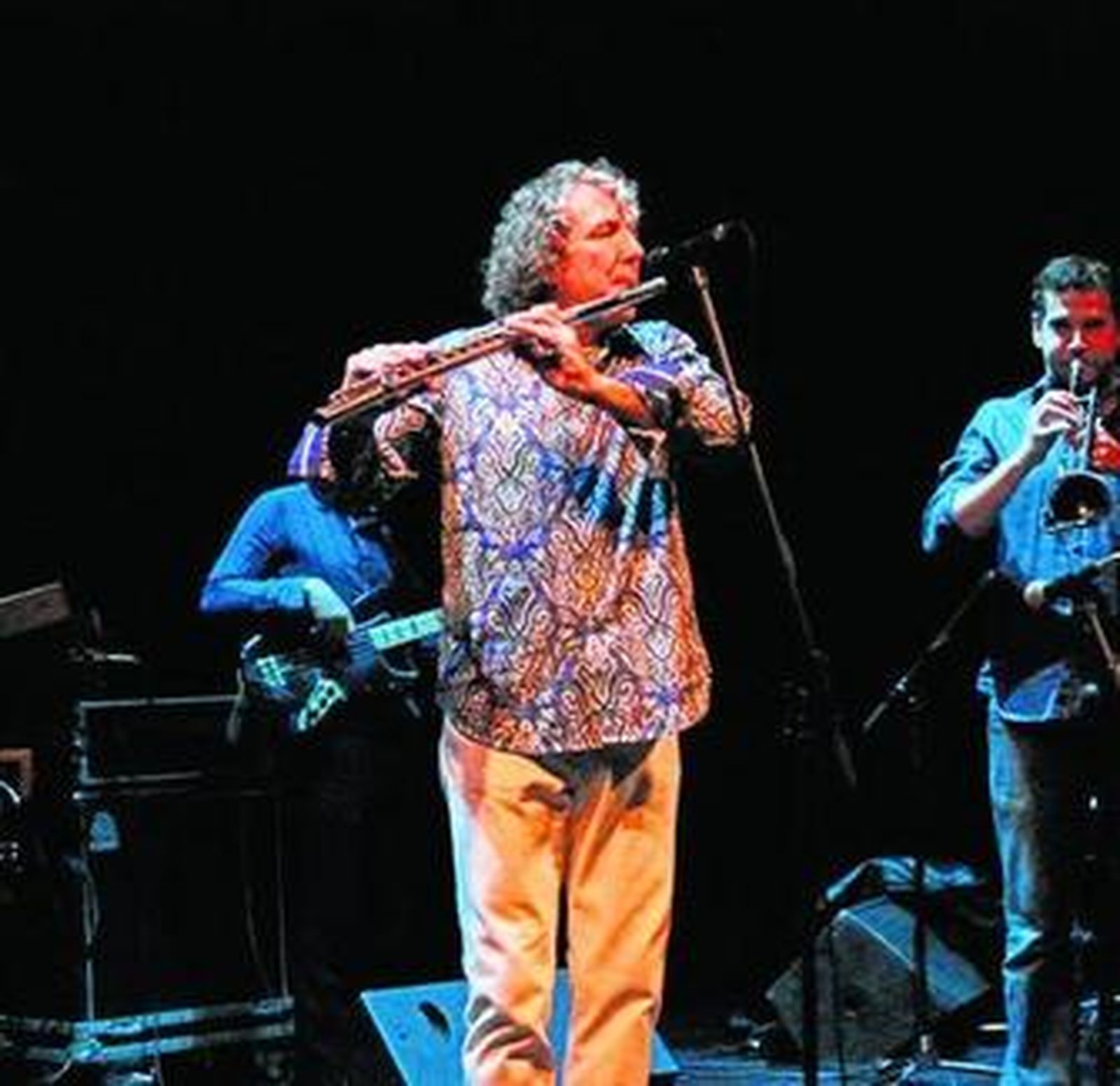 Bob Belden durante su actuación en el Apolo.