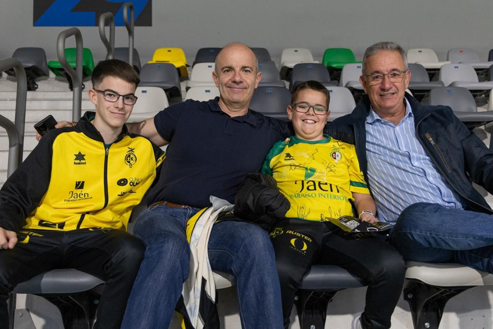 La goleada del Jaén Paraíso Interior FS ante el Viña Albali Valdepeñas, en imágenes