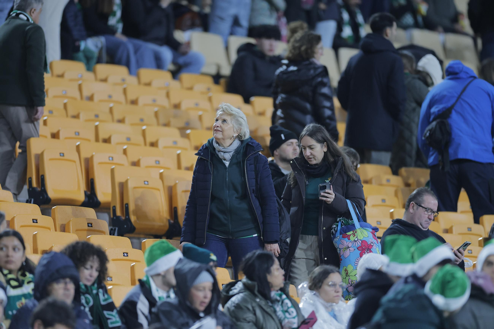 Búscate en las fotos del Betis - Getafe