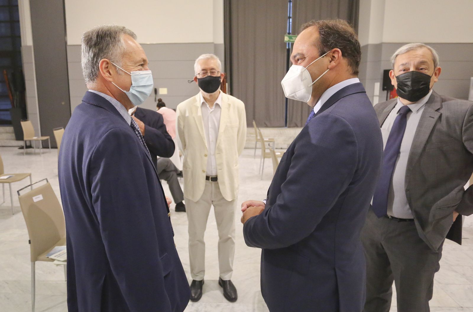 Fotos del Foro Joly con el economista José Carlos Díez