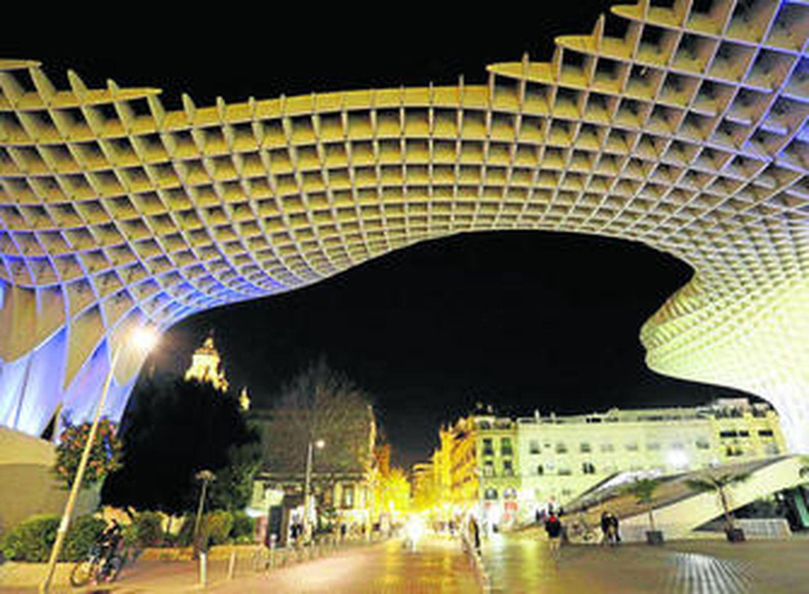 El edificio Metropol Parasol, más conocido como las setas de la Encarnación.