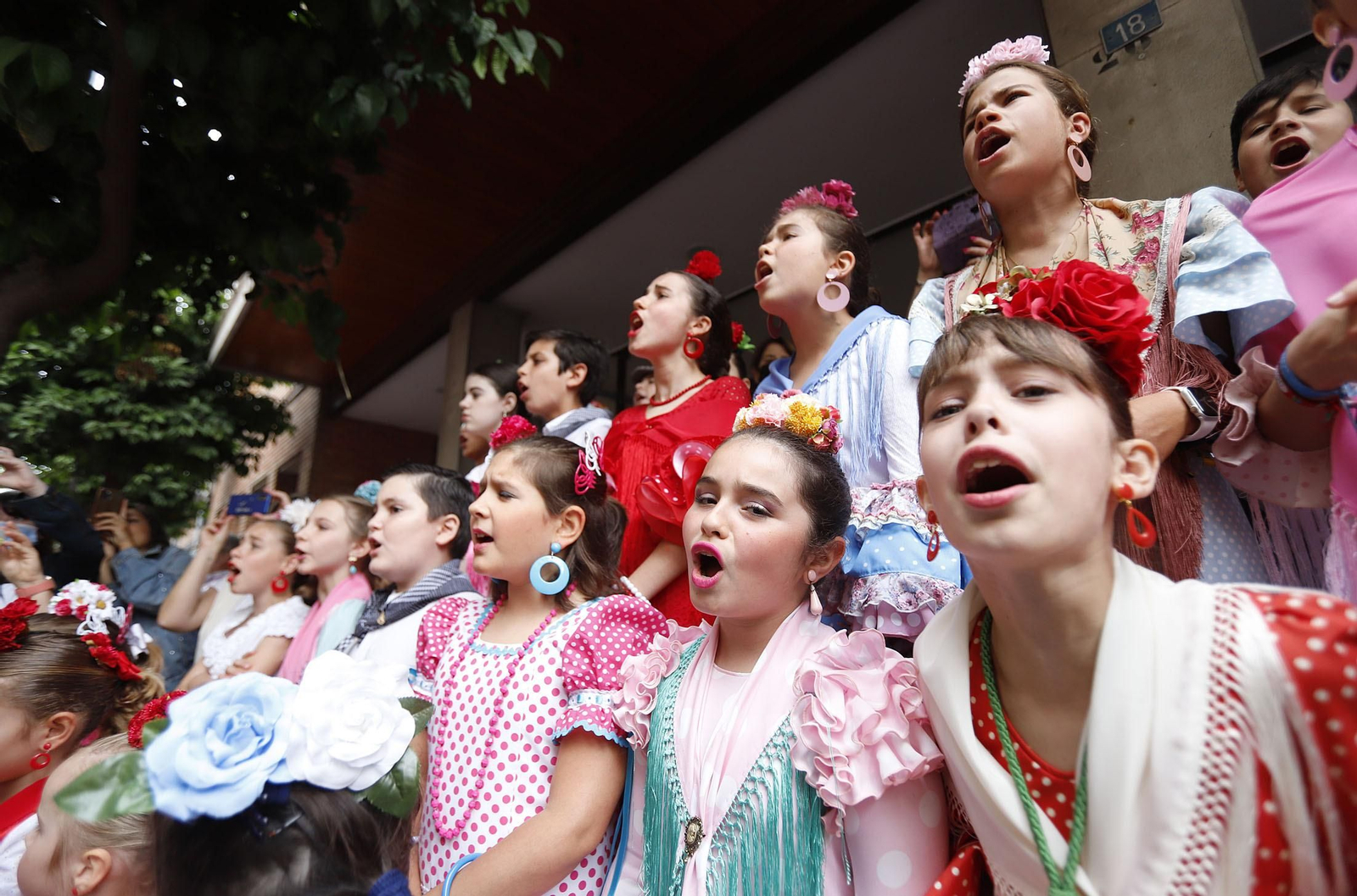 Imágenes de Emigrantes a su paso por el colegio Santo Ángel
