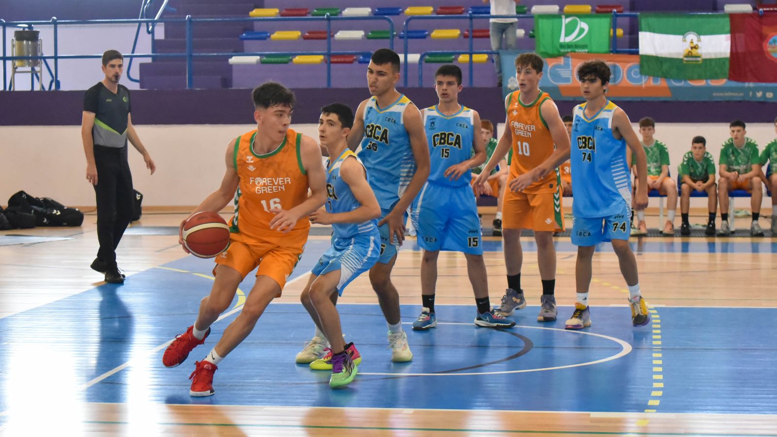 Las fotos de los cuartos de final del Cadeba infantil de La Línea