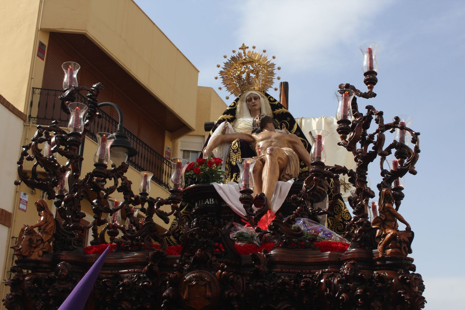 Procesión de la Hermandad de Jesús en Vera, en imágenes