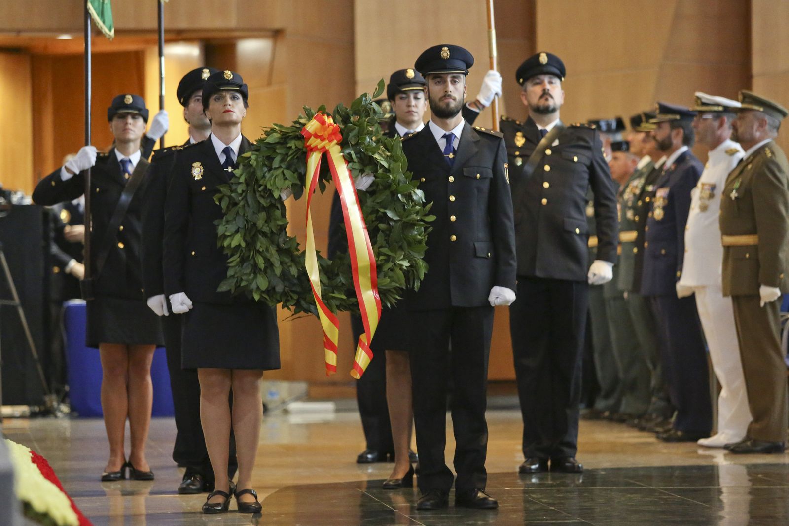 Las fotos del día del patrón de la Policía Nacional en Málaga