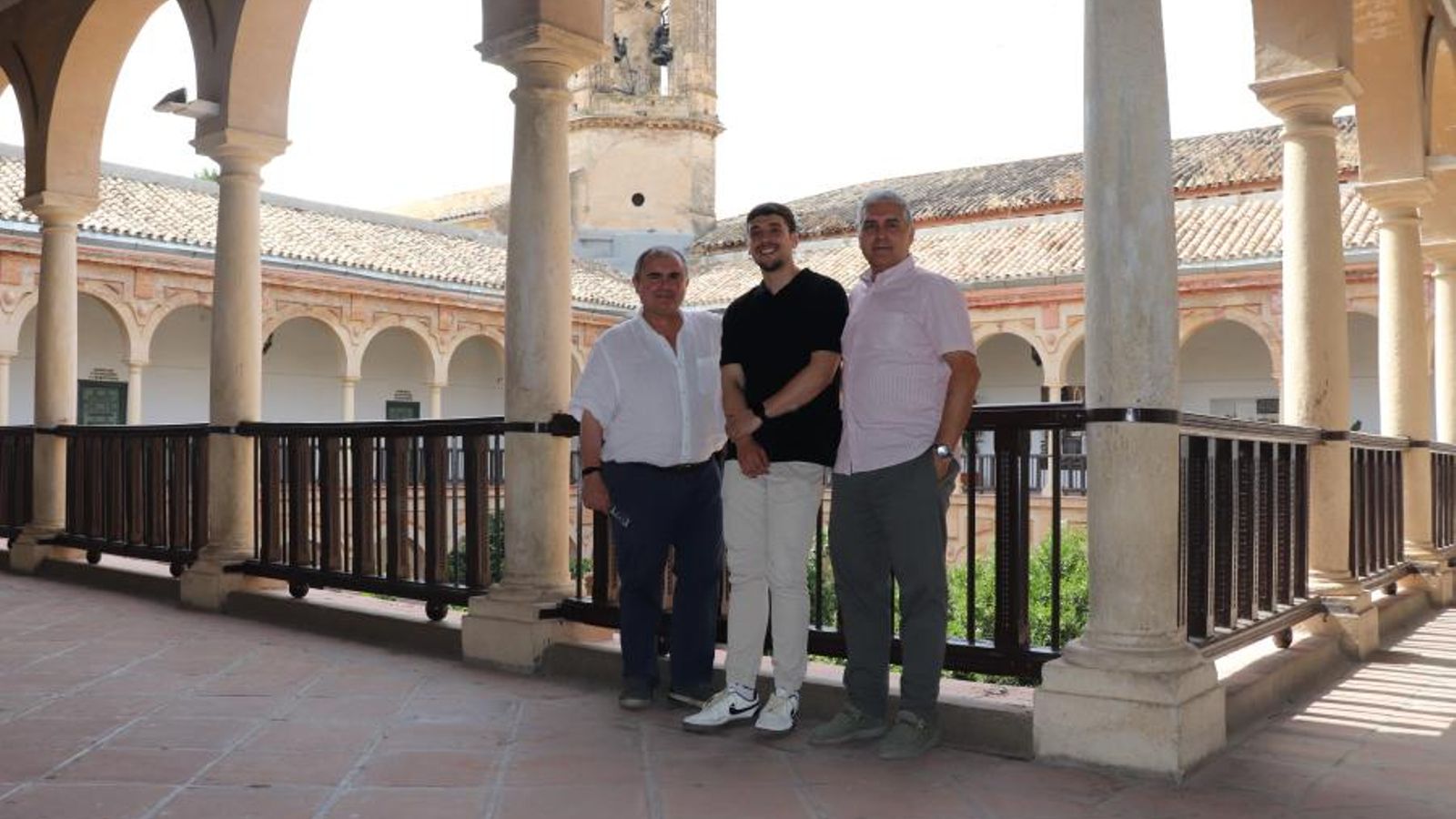 Los investigadores de la UCO Antonio Menor Campos, Jaime Martín García y José A. Gómez Limón.