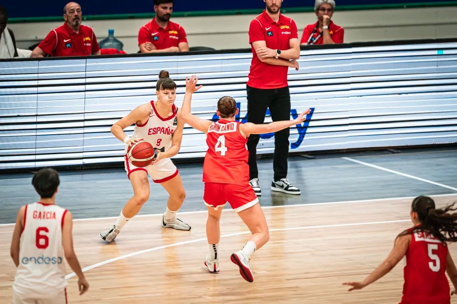María Arrebola, a cuartos de final del Eurobasket sub 18