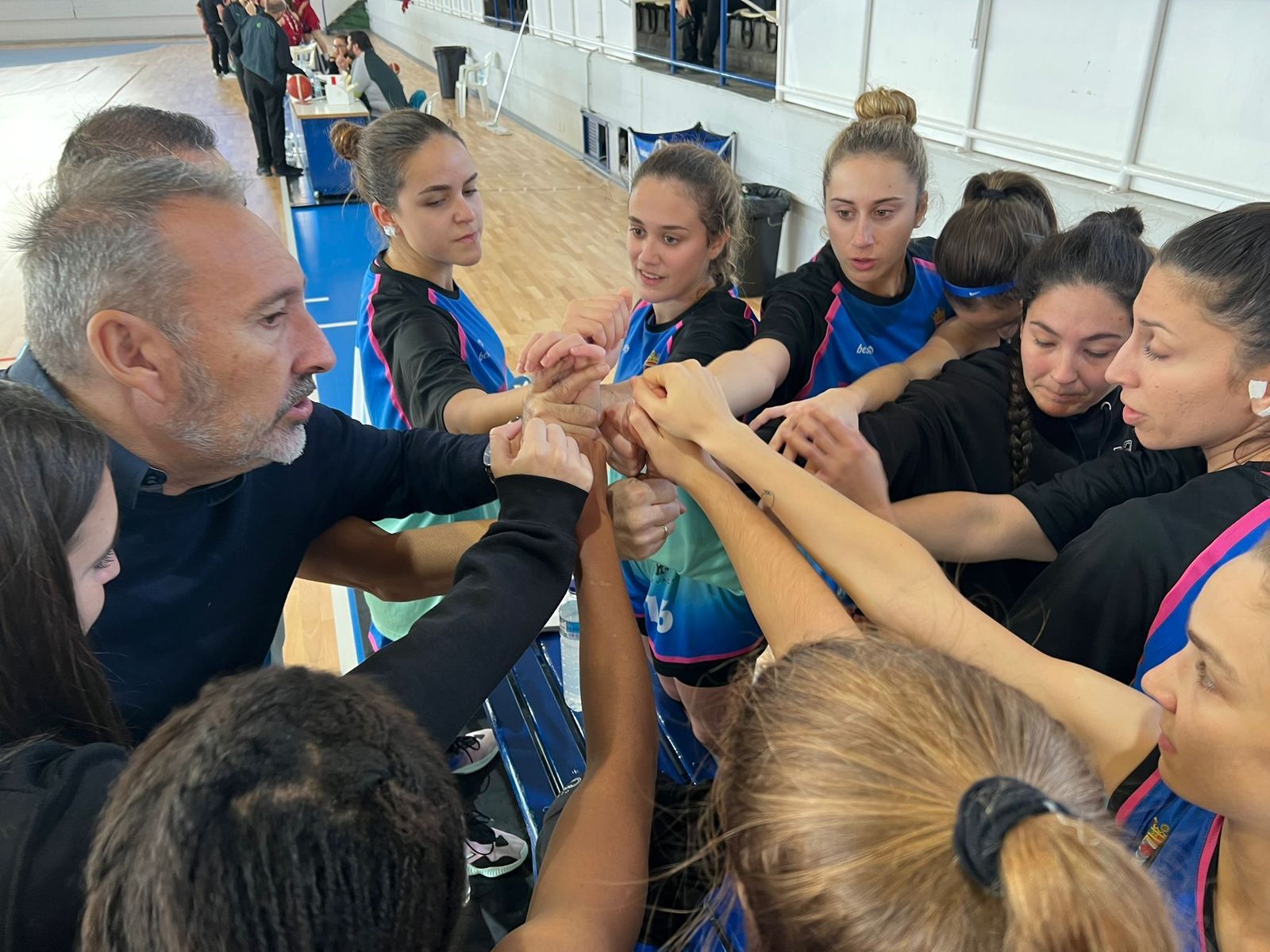 El equipo femenino del Baloncesto XCD se ha conjurado para vencer el próximo fin de semana al Moguer.