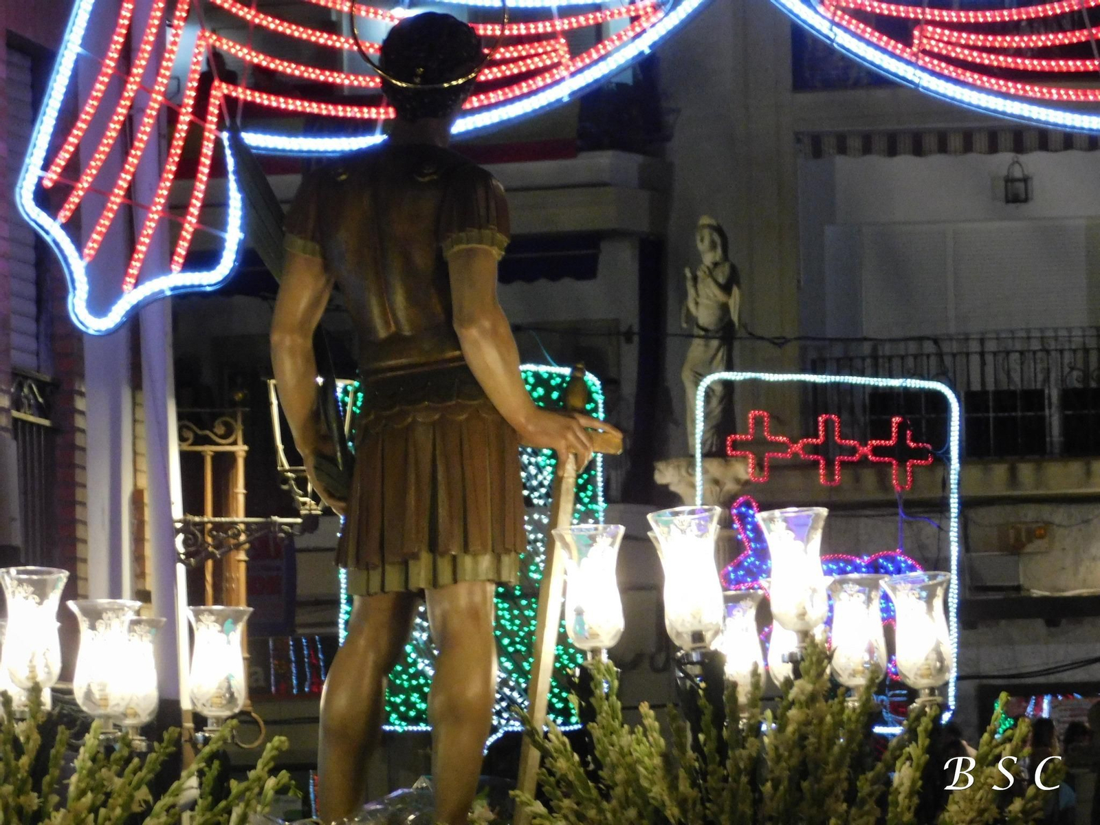 Arjona vive con devoción el día grande de su Fiestasantos, en imágenes