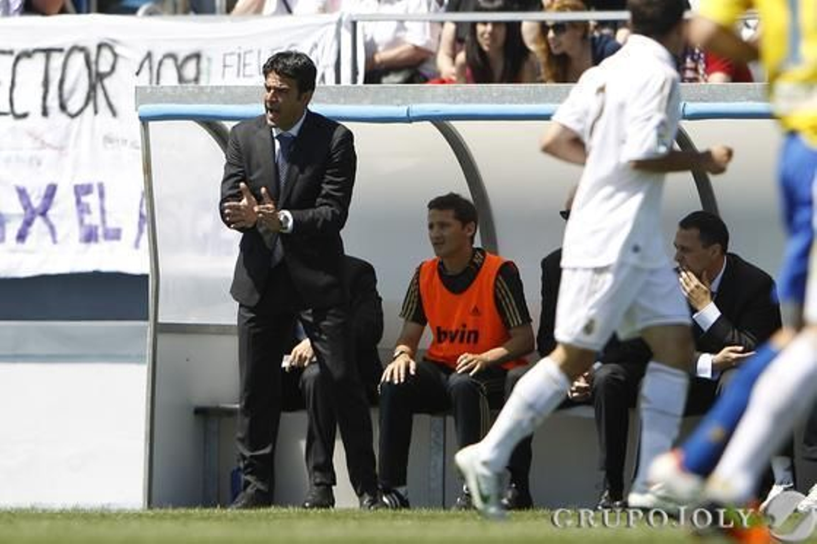 Toril aplaude a los suyos.  Foto: LOF