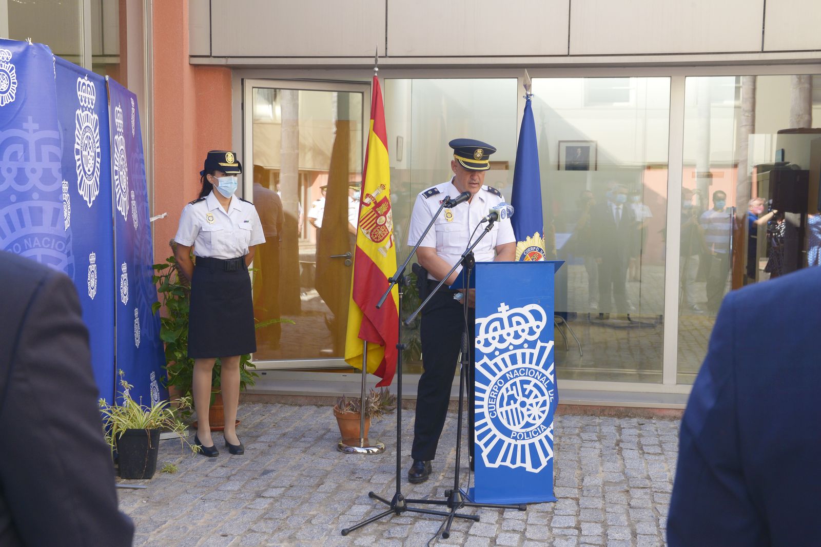 Fotos de la toma de posesion del cargo del nuevo comisario de la Policía Nacional