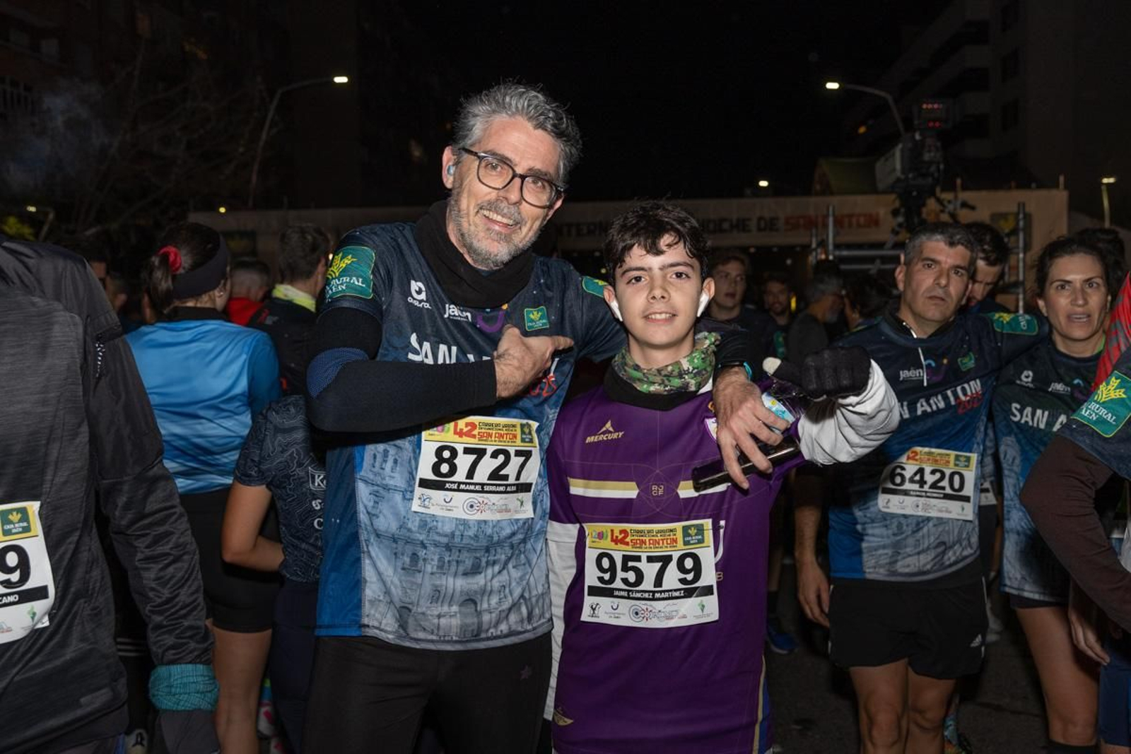 En imágenes: búscate en tu llegada a meta de la Carrera de San Antón 2025 (8)