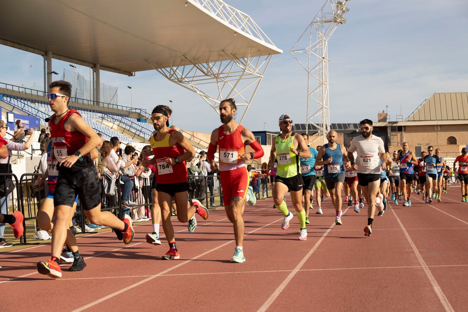 Las imágenes de la Media Maratón Bahía de Cádiz