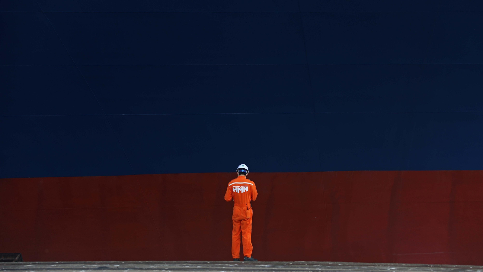 Fotos de la llegada del HMM Algeciras a TTIA