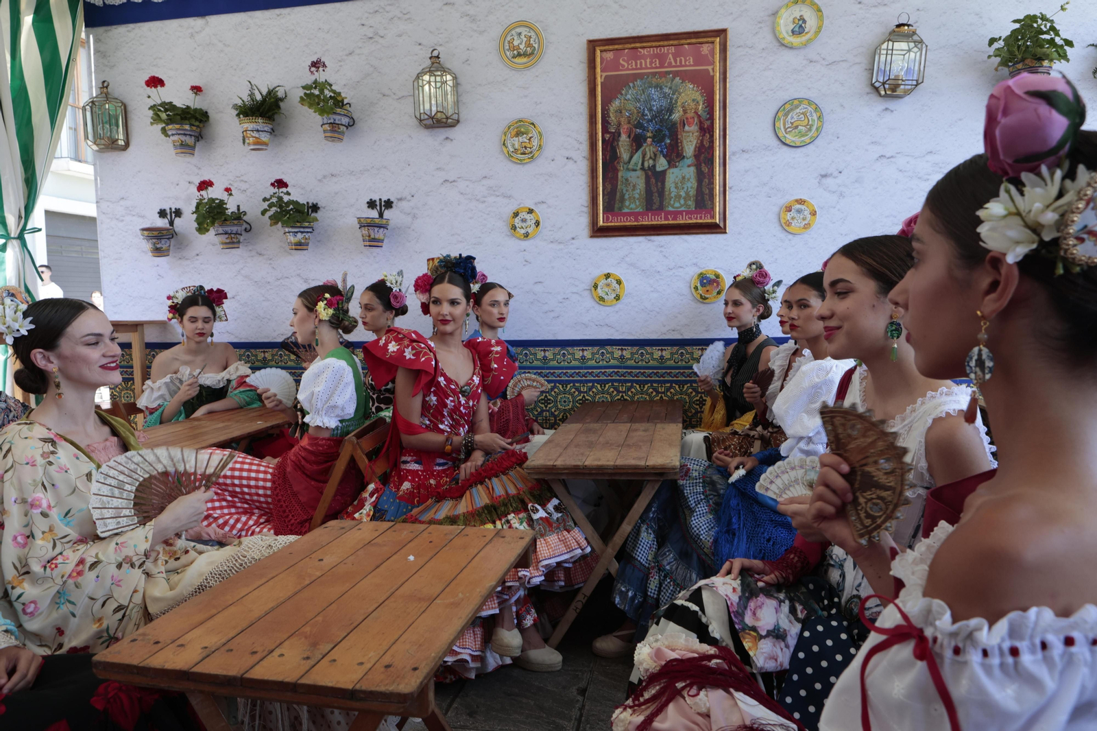 Ofrenda floral a Santa Ana de la asociación Qlamenco para rematar la Velá, todas las imágenes