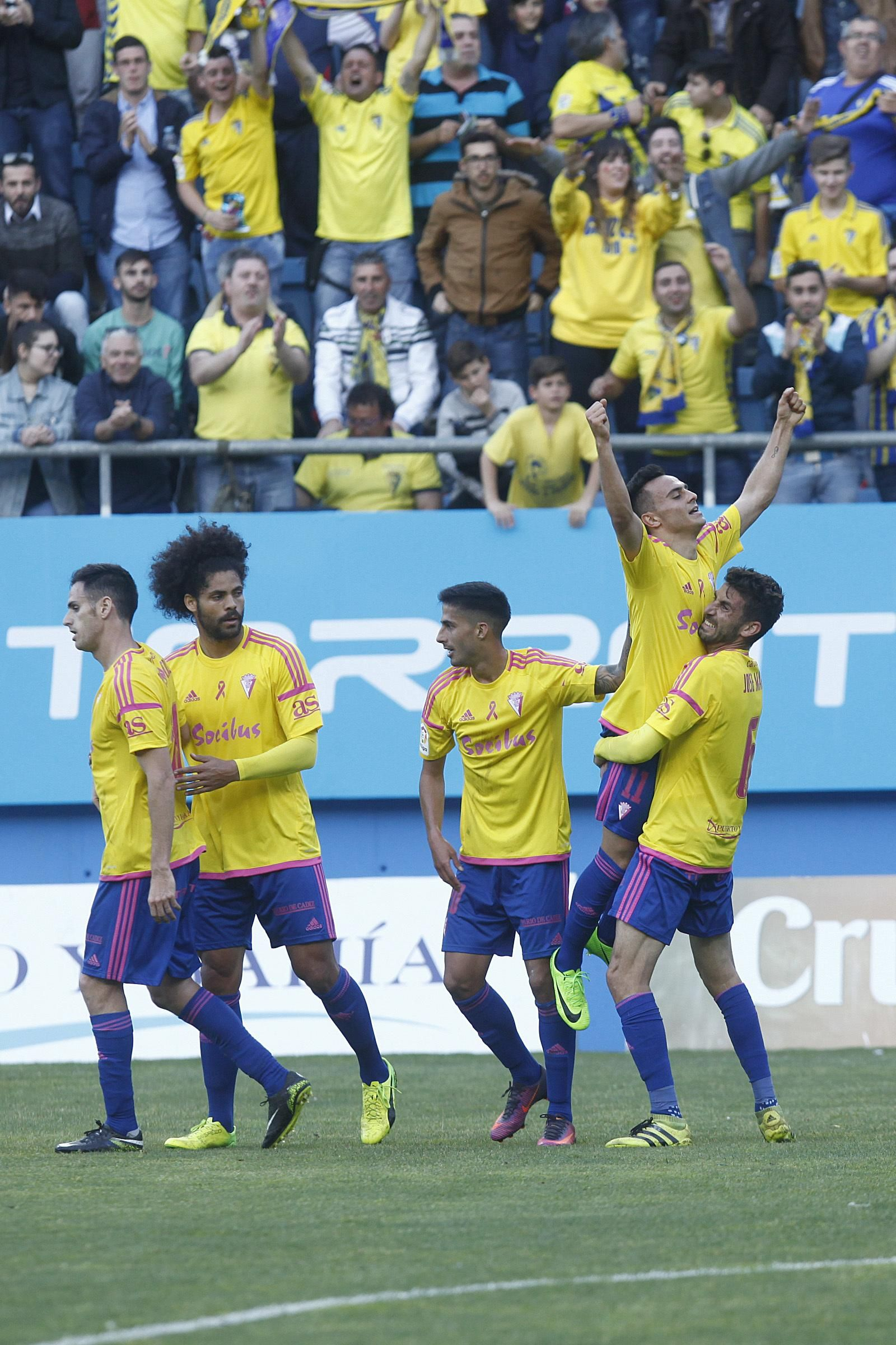 Las imágenes del Cádiz-Rayo Vallecano